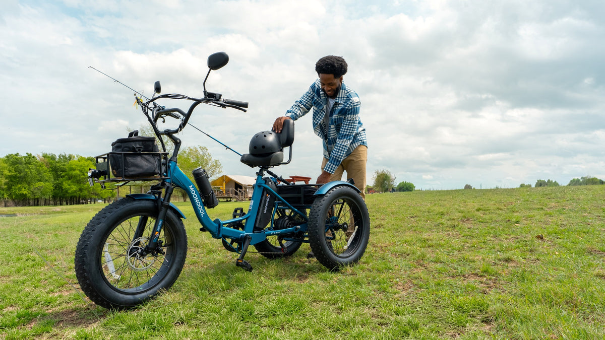 Conquer Any Terrain: Introducing the Mooncool FT1 Fat Tire E-Trike